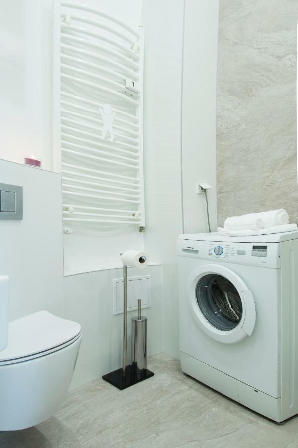 Luksusowy Apartament Swietego Jana Na Rynku Krakau Exterior foto